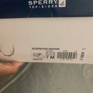 Sperry women shoe